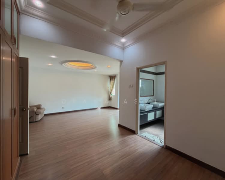 2-storey Terraced House for Sale in Bukit Jelutong (Shah Alam) - Dyana Asri - Living Room - PropertyGuru.com.my