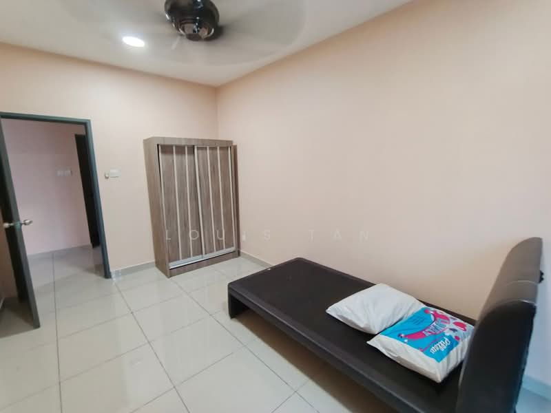 Service Residence for Rent at D'Ambience Residences (Pangsapuri Ikatan Flora) - Louis Tan - Bedroom - PropertyGuru.com.my
