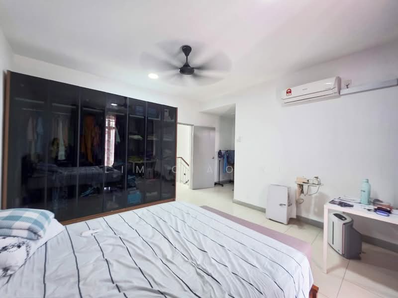 Rumah Teres untuk Dijual di Batu Pahat (Johor) - Lim Qiao Yi - Bedroom - PropertyGuru.com.my