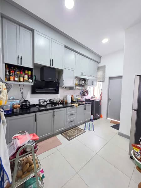 Rumah Teres untuk Dijual di Batu Pahat (Johor) - Lim Qiao Yi - Kitchen - PropertyGuru.com.my