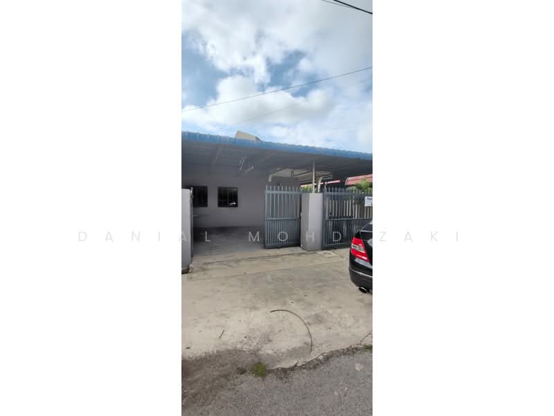 Rumah Berkembar untuk Dijual di Taman Sri Ilham (Alor Setar) - Danial Mohd Zaki - Exterior - PropertyGuru.com.my