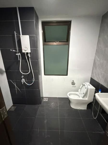 Service Residence for Rent at Wave @ Marina Cove - Louis Tan - Bathroom - PropertyGuru.com.my