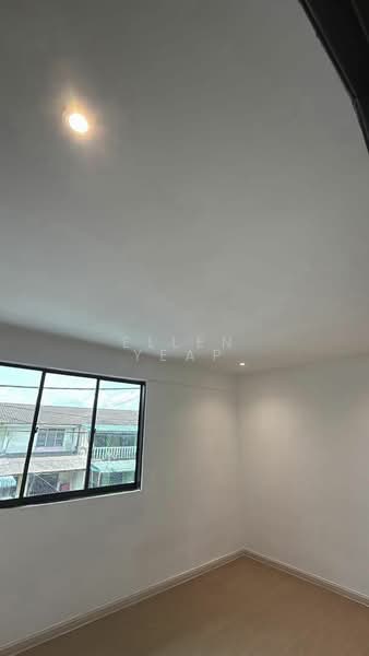2-storey Terraced House for Sale in Permas Jaya (Johor) - Ellen Yeap - Interior - PropertyGuru.com.my