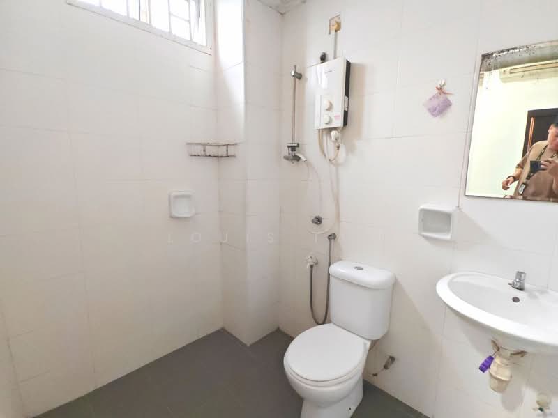 Service Residence for Rent at Tebrau City Residences - Louis Tan - Bathroom - PropertyGuru.com.my