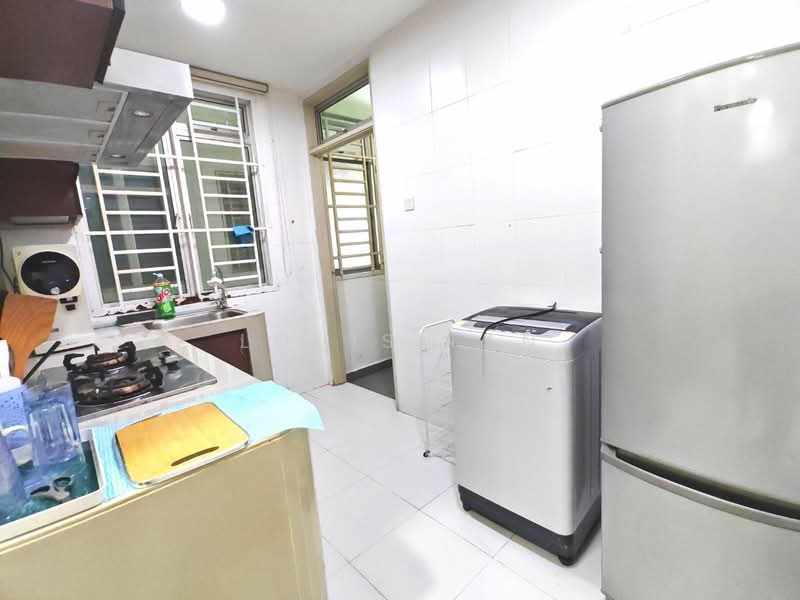 Service Residence for Rent at Tebrau City Residences - Louis Tan - Kitchen - PropertyGuru.com.my