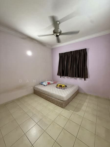 Pangsapuri untuk Disewa di Prima Regency - Daniel Yong - Bedroom - PropertyGuru.com.my