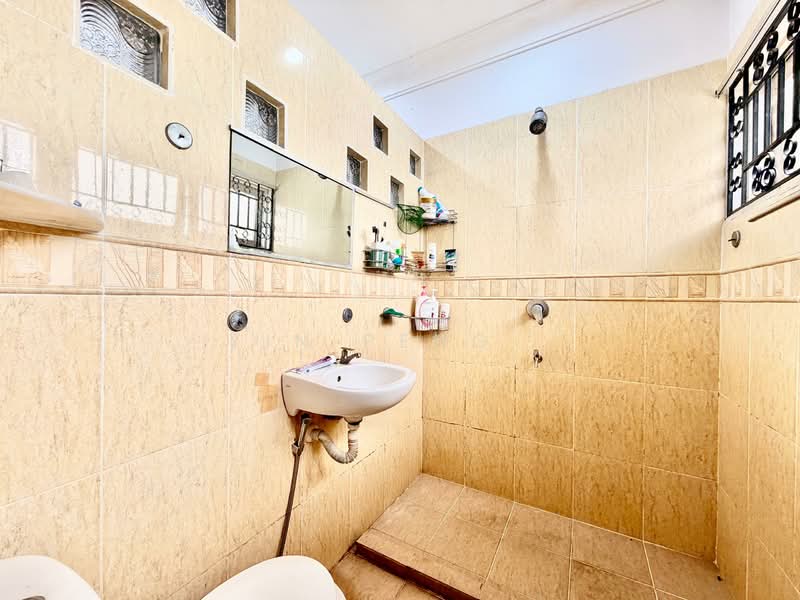 Bungalow for Sale in Taman Tun Dr Ismail (Kuala Lumpur) - Yin Peng . - Bathroom - PropertyGuru.com.my