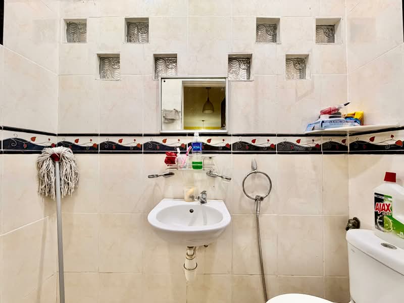Bungalow for Sale in Taman Tun Dr Ismail (Kuala Lumpur) - Yin Peng . - Bathroom - PropertyGuru.com.my