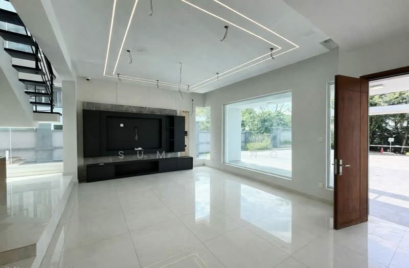 Zero-Lot Bungalow for Sale in Taman Bukit Mewah Fasa 9 (Kajang) - Sum Yeong - Living Room - PropertyGuru.com.my