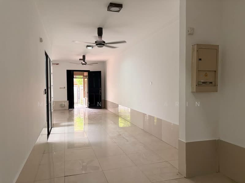 2-storey Terraced House for Sale in Bukit Jelutong (Shah Alam) - muharni sawarin - Interior - PropertyGuru.com.my