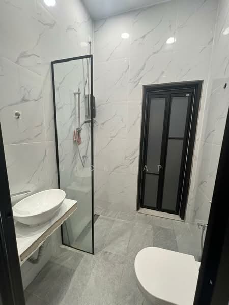1-storey Terraced House for Rent in Taman Sri Segambut (Segambut) - Jack Yap - Bathroom - PropertyGuru.com.my
