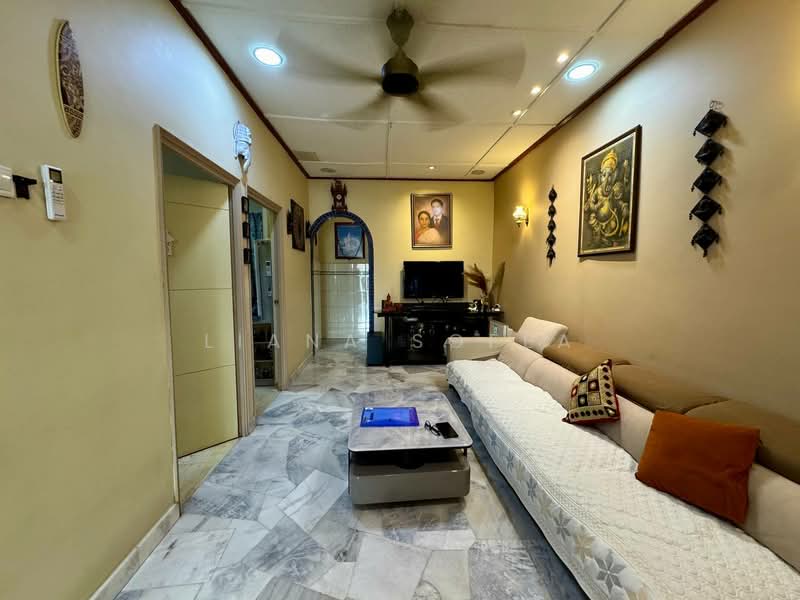 1-storey Terraced House for Sale in Puchong (Selangor) - Liana Sofea - Living Room - PropertyGuru.com.my