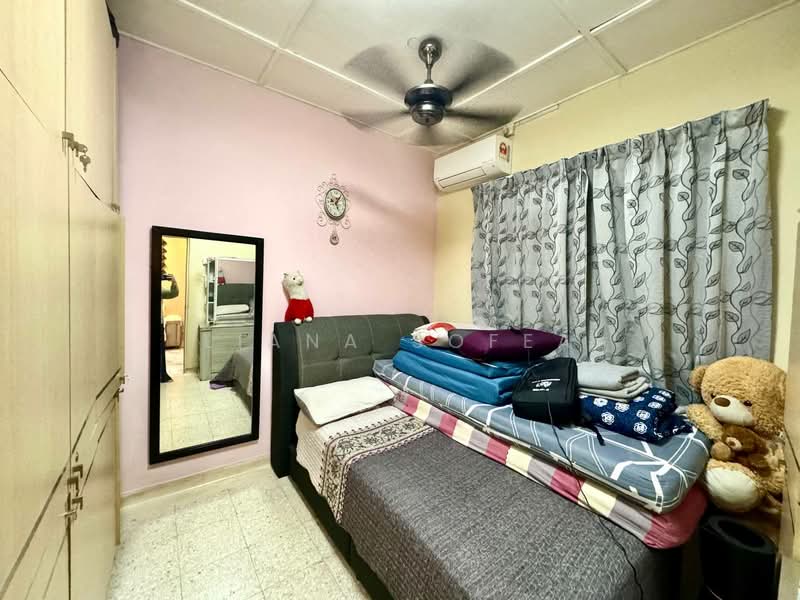1-storey Terraced House for Sale in Puchong (Selangor) - Liana Sofea - Bedroom - PropertyGuru.com.my