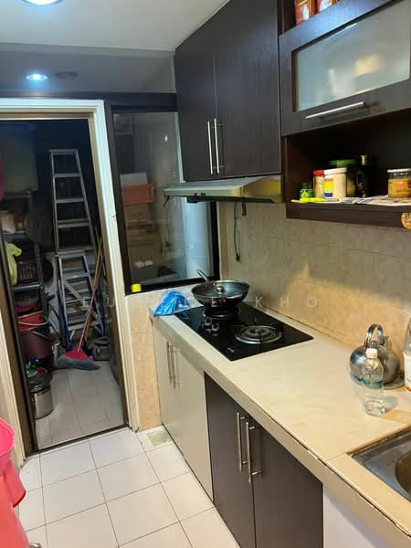 Apartment for Rent at Desa Saujana - Eugene Kho - Kitchen - PropertyGuru.com.my