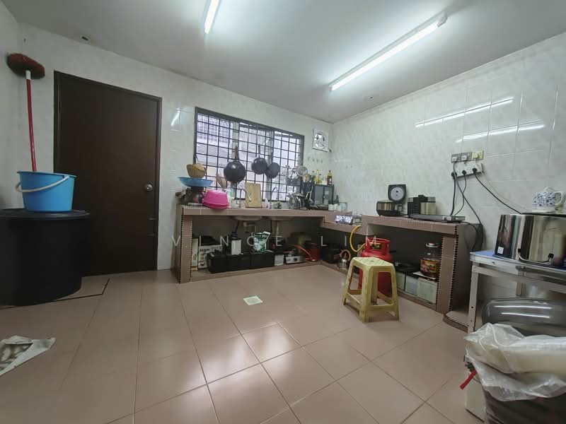 2-storey Terraced House for Sale in BANDAR PUCHONG JAYA (Puchong) - Vince Lim - Kitchen - PropertyGuru.com.my
