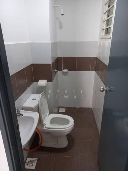 Condominium for Sale at Residensi Hijauan Lumayan - Iryani Akhwan - Bathroom - PropertyGuru.com.my