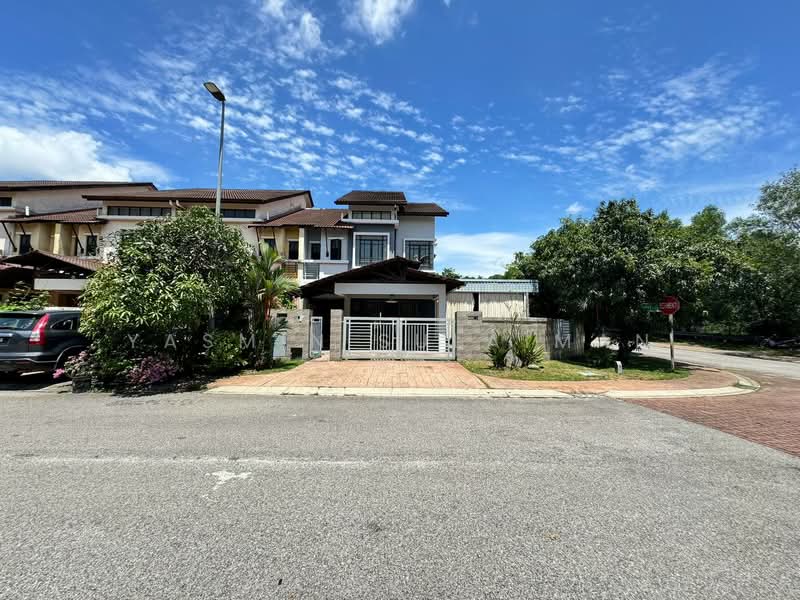Terraced House for Sale in Bukit Jelutong (Shah Alam) - Yasmin Sulaiman - Exterior - PropertyGuru.com.my