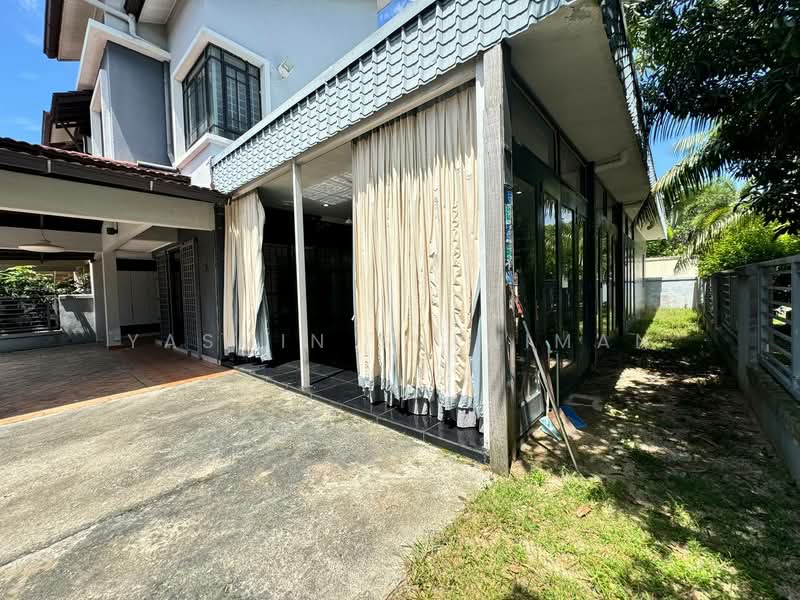 Terraced House for Sale in Bukit Jelutong (Shah Alam) - Yasmin Sulaiman - Exterior - PropertyGuru.com.my