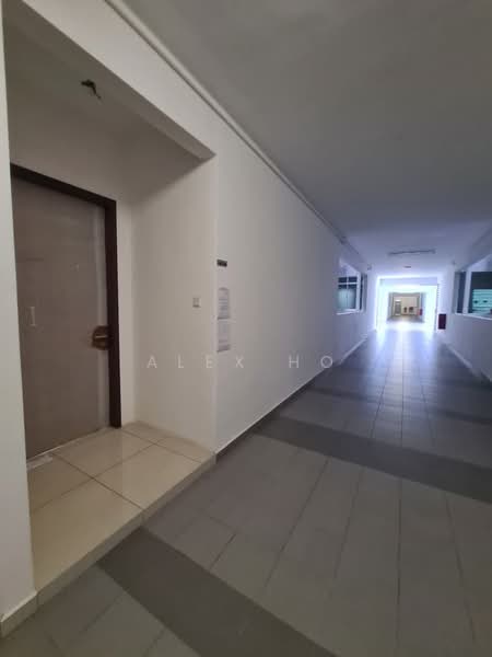 Servis Apartment untuk Dijual di Palm Garden - Alex Ho - Corridor - PropertyGuru.com.my