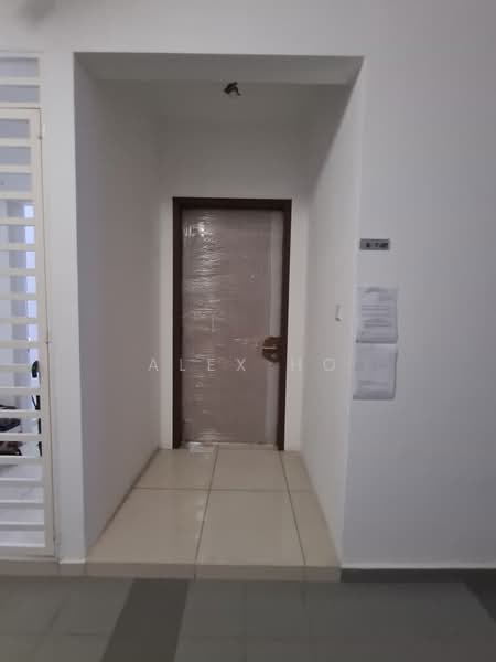 Servis Apartment untuk Dijual di Palm Garden - Alex Ho - Corridor - PropertyGuru.com.my