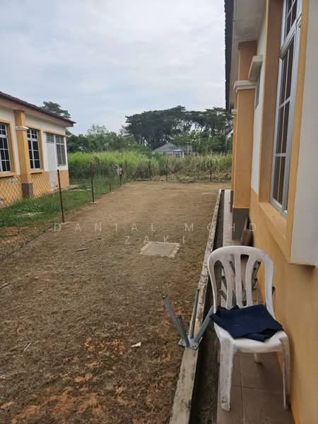 Semi-Detached House for Sale in Taman Bukit Kayangan (Kechor) - Danial Mohd Zaki - Exterior - PropertyGuru.com.my