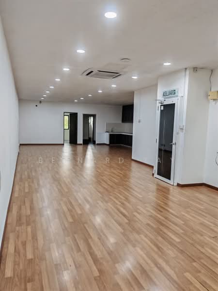 Shop / Office for Rent in Seksyen 22 (Shah Alam) - Bernard Tay - Interior - PropertyGuru.com.my
