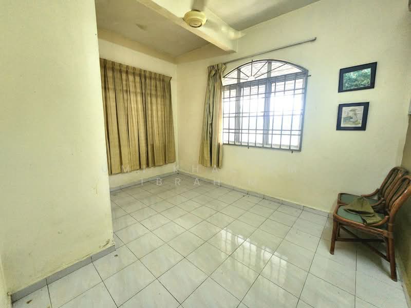 Rumah Teres 2 Tingkat untuk Dijual di Taman Seremban Jaya (Rantau) - Umi Khalsom Ibrahim - PropertyGuru.com.my