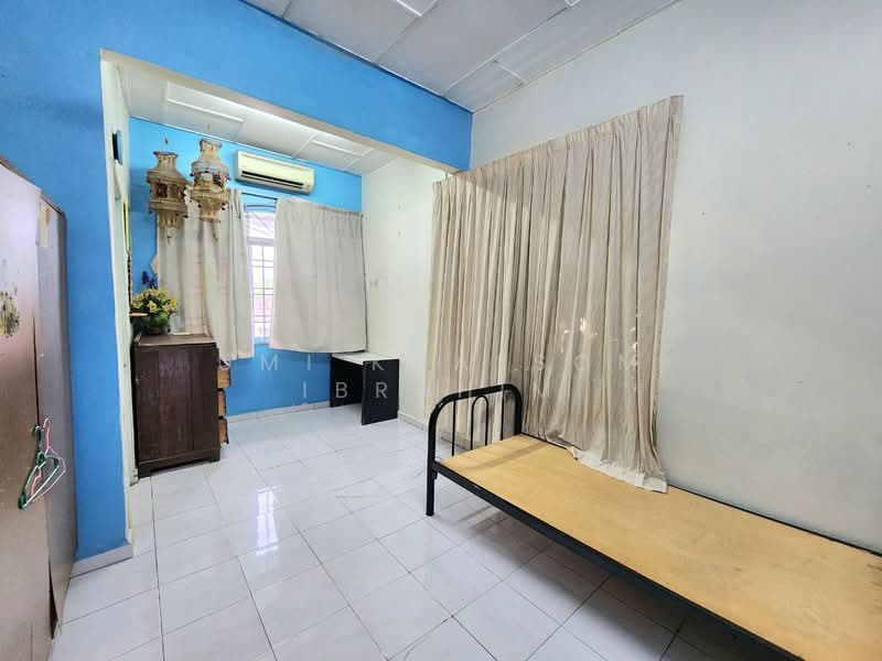 Rumah Teres 2 Tingkat untuk Dijual di Taman Seremban Jaya (Rantau) - Umi Khalsom Ibrahim - PropertyGuru.com.my