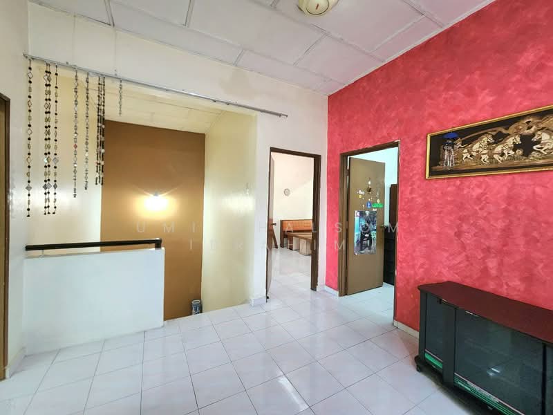 Rumah Teres 2 Tingkat untuk Dijual di Taman Seremban Jaya (Rantau) - Umi Khalsom Ibrahim - PropertyGuru.com.my