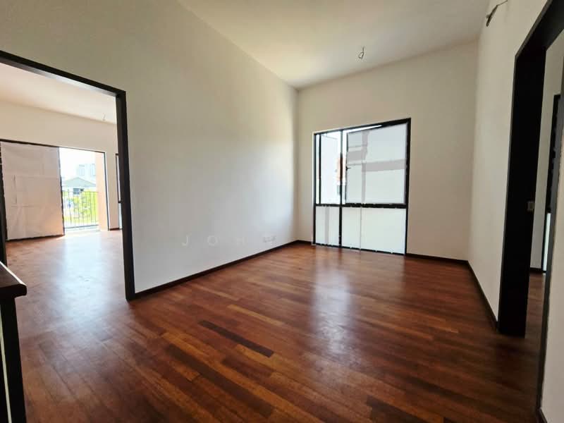 Rumah Teres untuk Dijual di Bandar Kinrara Seksyen 1 (Bandar Kinrara) - John Lee - Living Room - PropertyGuru.com.my