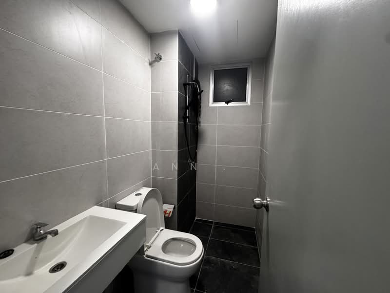 Service Residence for Rent at Residensi MH Platinum 2 - Ann . - Bathroom - PropertyGuru.com.my
