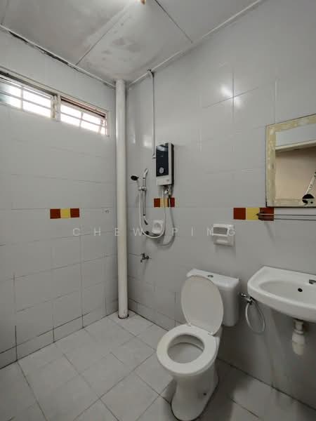 Rumah Teres untuk Disewa di Taman Desa Tebrau (Tebrau) - Chew Ping - PropertyGuru.com.my