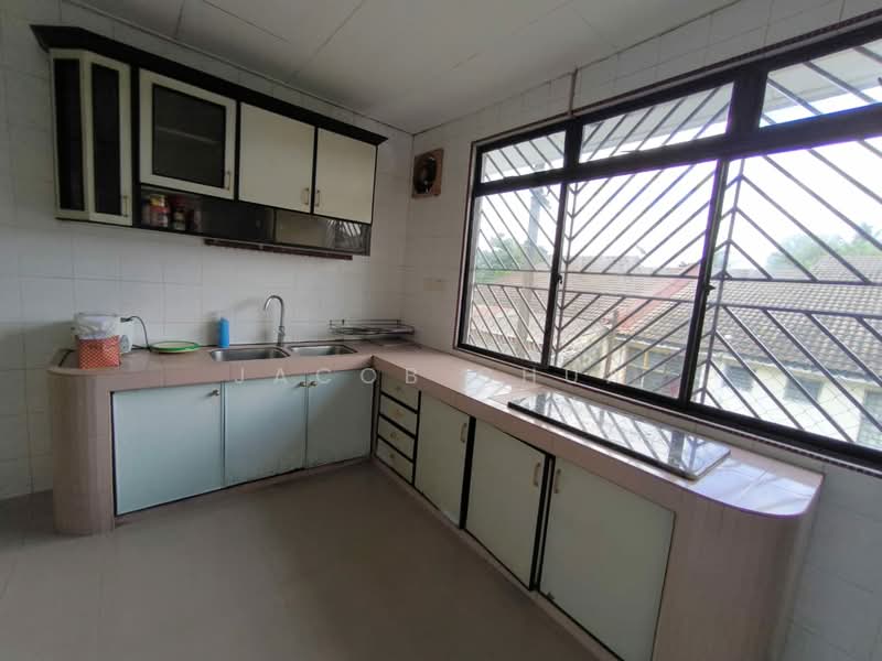 1-storey Terraced House for Sale in Skudai (Johor) - Jacob Chua - Kitchen - PropertyGuru.com.my