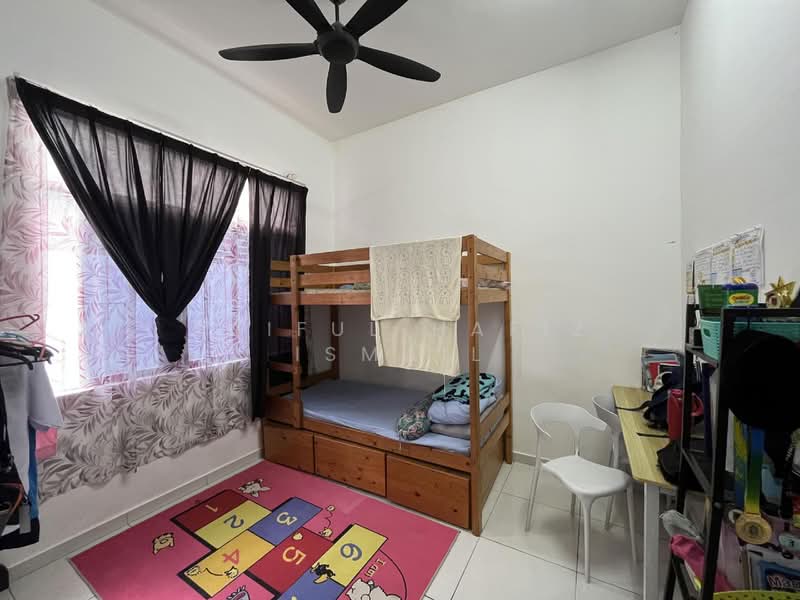 Rumah Teres 1 Tingkat untuk Dijual di Taman Bertam Impian (Tanjong Minyak) - Saiful Hafiz Ismail - Bedroom - PropertyGuru.com.my