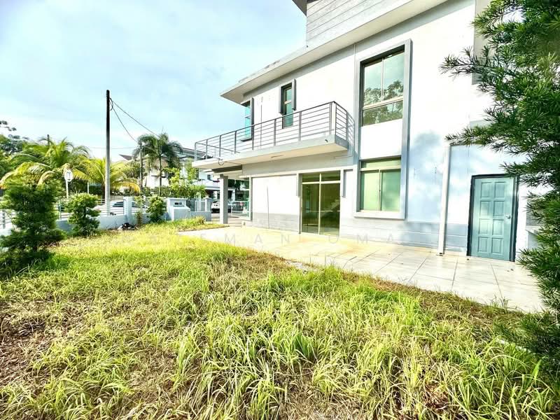 Cluster House for Sale in Bandar Saujana Putra (Tanjong Duabelas) - Hazeman Omar - Exterior - PropertyGuru.com.my