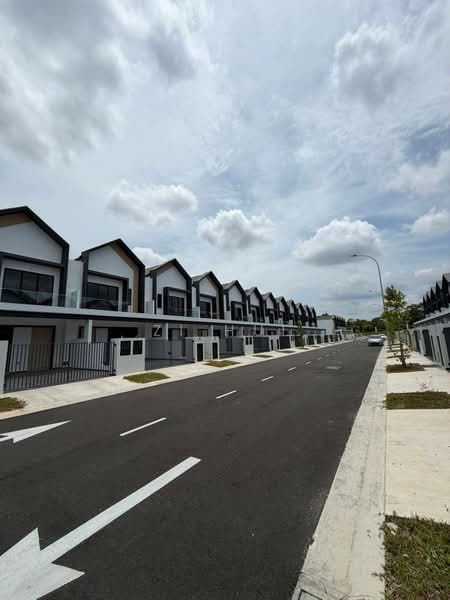 Rumah Teres 2 Tingkat untuk Dijual di Johor Bahru (Johor) - Zi Hui - Exterior - PropertyGuru.com.my