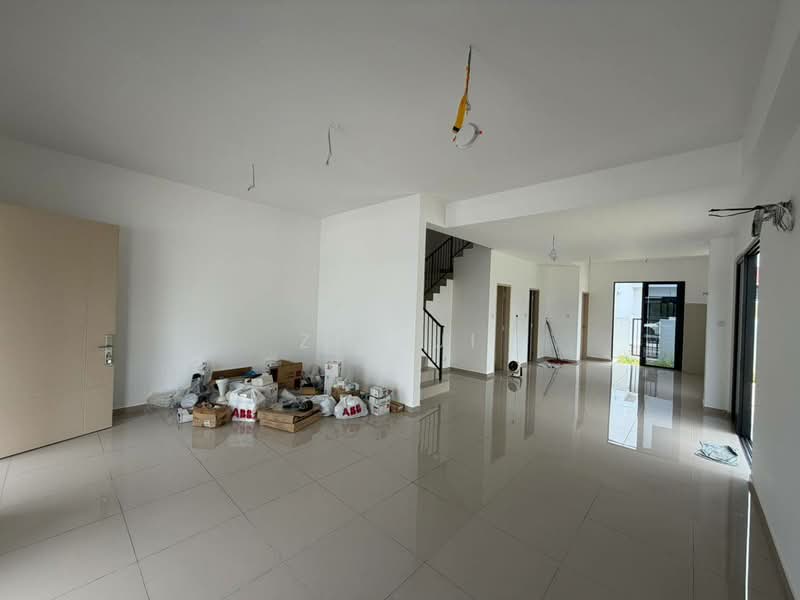 Rumah Teres 2 Tingkat untuk Dijual di Johor Bahru (Johor) - Zi Hui - Living Room - PropertyGuru.com.my