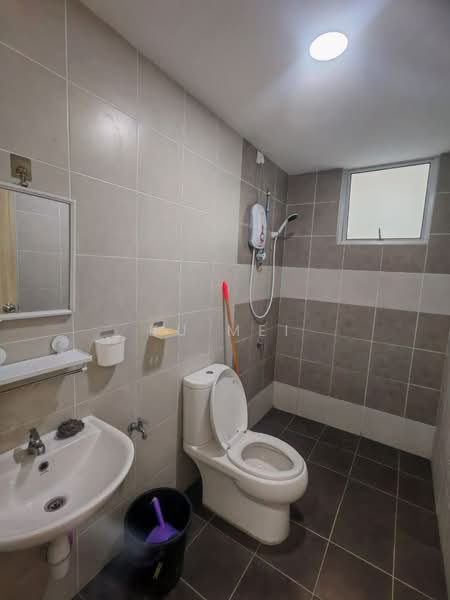Pangsapuri untuk Disewa di MI Apartment - Ku Mei - Bathroom - PropertyGuru.com.my
