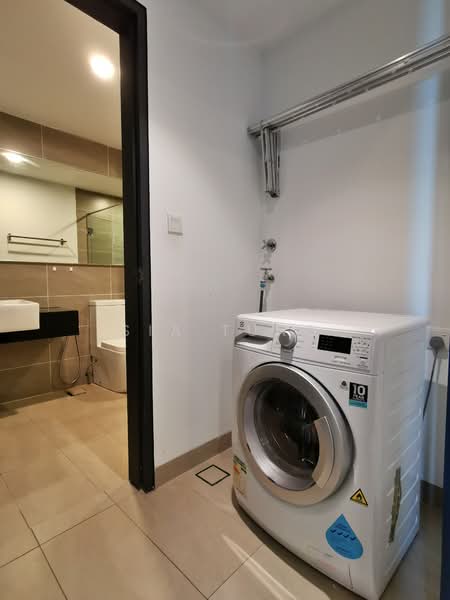 Apartment for Rent at V Residence Suites @ Sunway Velocity - Sia Tung - Bathroom - PropertyGuru.com.my