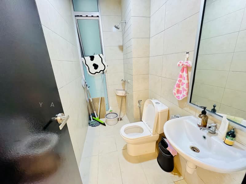 Kondominium untuk Dijual di Anggun Lumayan - Yasmin Sulaiman - Bathroom - PropertyGuru.com.my