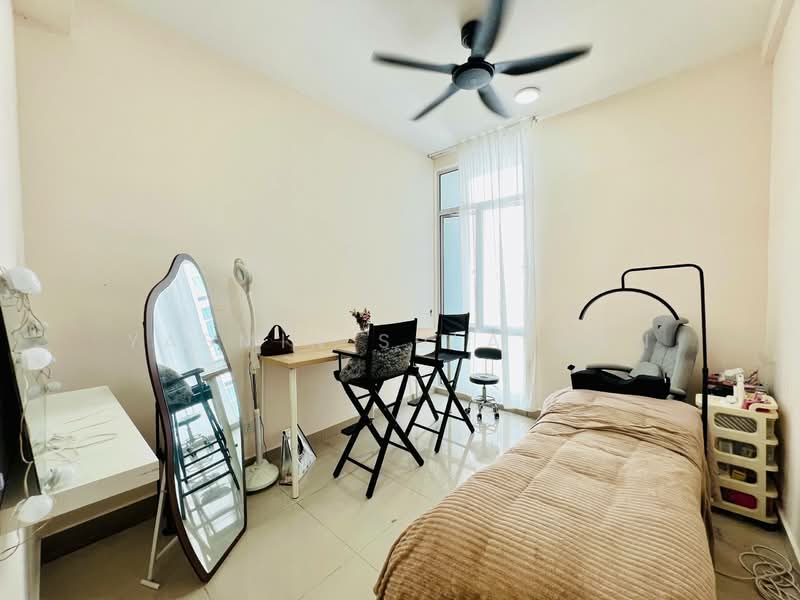 Kondominium untuk Dijual di Anggun Lumayan - Yasmin Sulaiman - Bedroom - PropertyGuru.com.my
