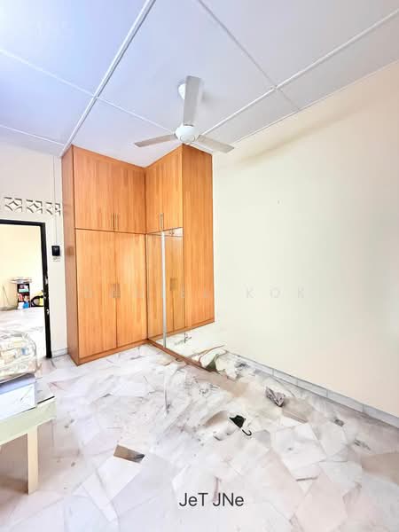 2-storey Terraced House for Sale in Taman Gembira (Klang) - Daniel Kok - Bedroom - PropertyGuru.com.my