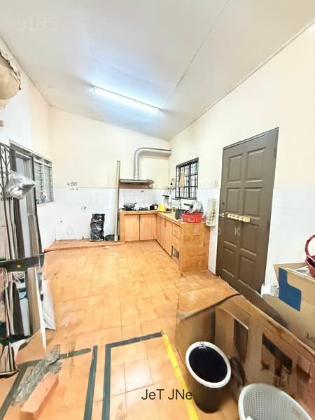 2-storey Terraced House for Sale in Taman Gembira (Klang) - Daniel Kok - Kitchen - PropertyGuru.com.my