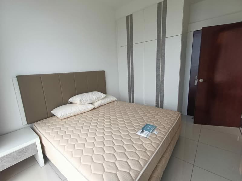 Service Residence for Sale at Paragon Residences @ Straits View - Aamani Lee - Bedroom - PropertyGuru.com.my