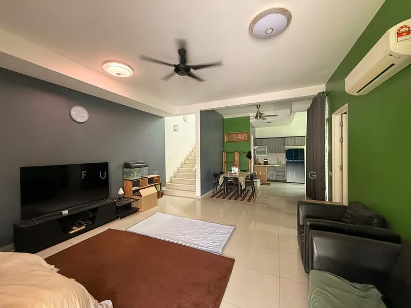 Rumah Kluster untuk Dijual di Kota Masai (Pasir Gudang) - Fu Heng Chong - Living Room - PropertyGuru.com.my