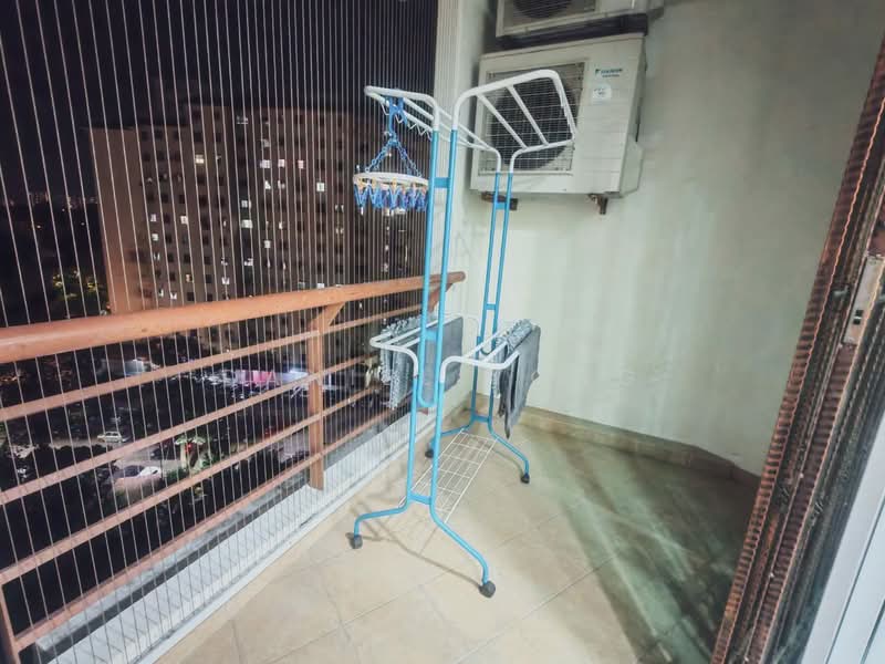 Pangsapuri untuk Dijual di Lagenda Tasek Luxurious Suite - Daniel Yong - Balcony - PropertyGuru.com.my