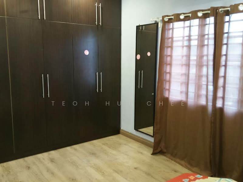 Rumah Berkembar untuk Disewa di Taman Gembira (Klang) - Teoh Hui Chee - Bedroom - PropertyGuru.com.my