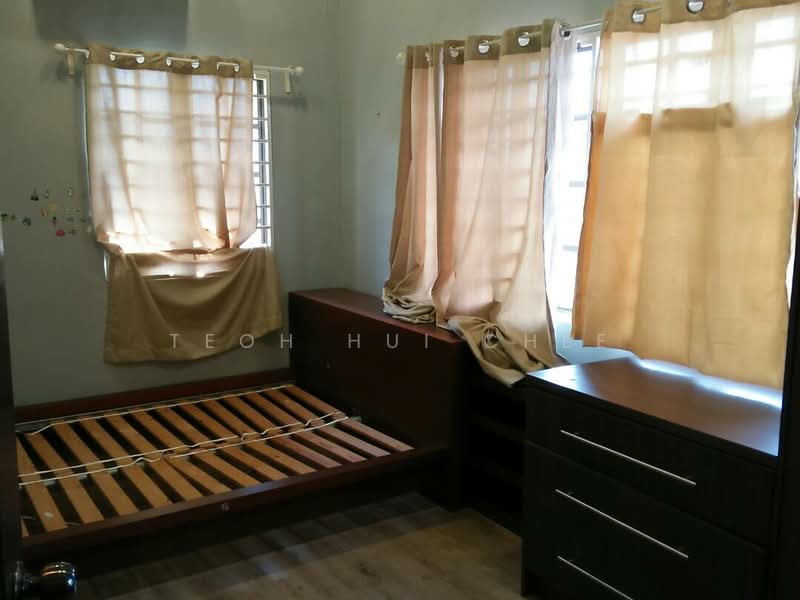 Rumah Berkembar untuk Disewa di Taman Gembira (Klang) - Teoh Hui Chee - Bedroom - PropertyGuru.com.my