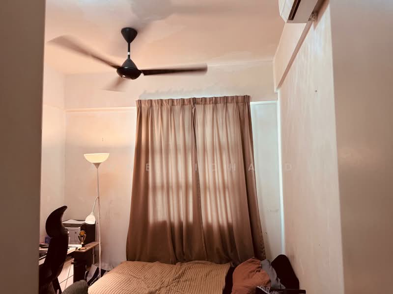 Kondominium untuk Disewa di The Zest @ Kinrara 9 - Anne Richard - Bedroom - PropertyGuru.com.my