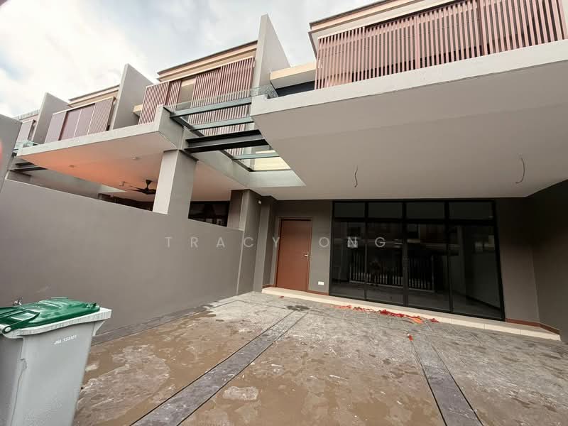 2-storey Terraced House for Sale in Puteri Harbour (Iskandar Puteri (Nusajaya)) - Tracy Ong - Exterior - PropertyGuru.com.my